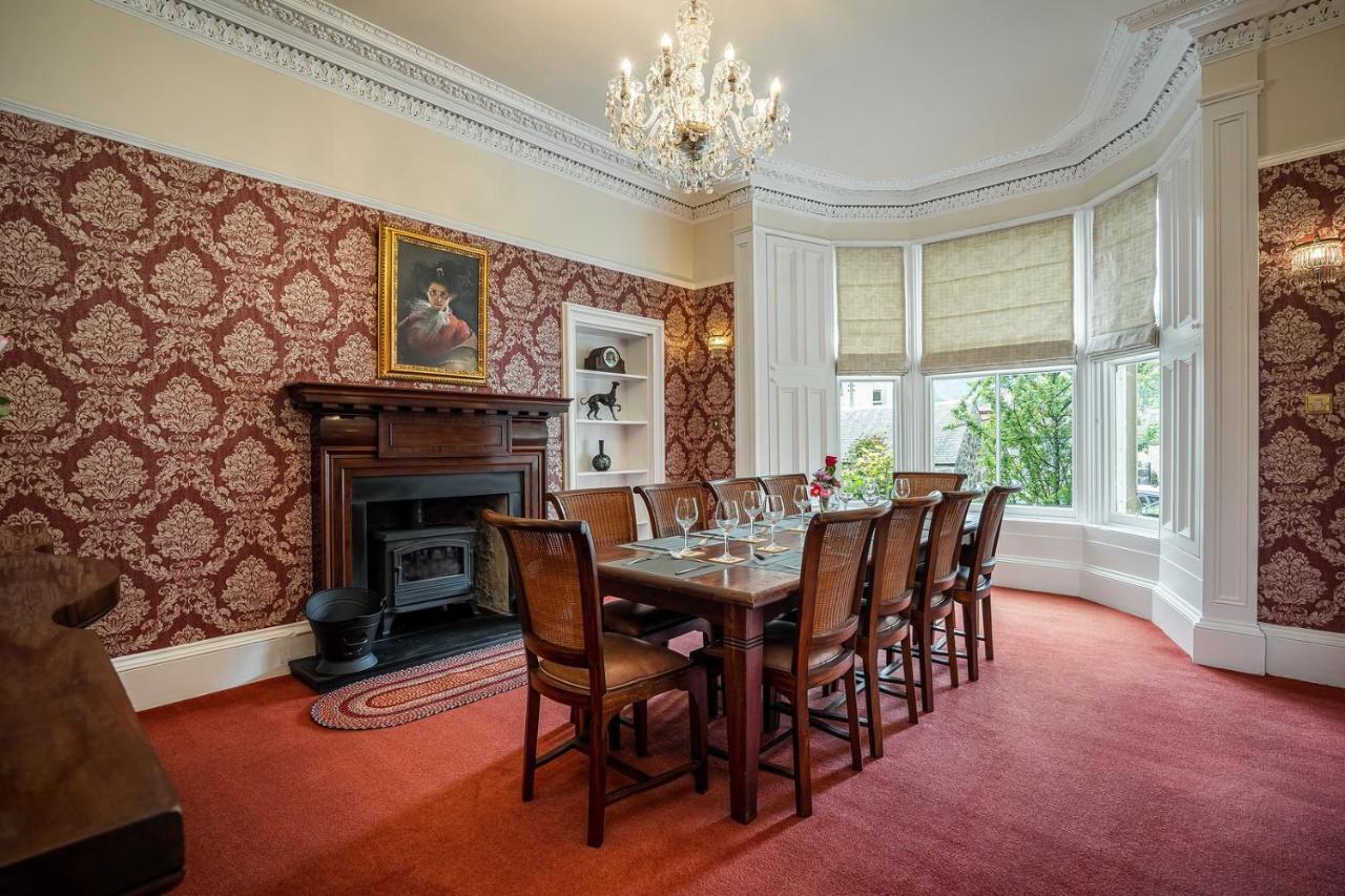 Annfield House, Villa