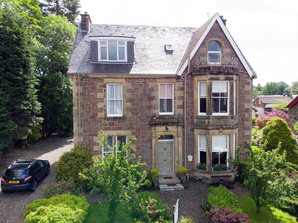Annfield House, Villa *