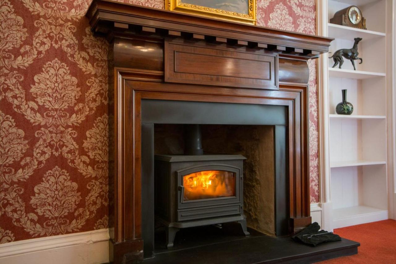 Annfield House, * Callander